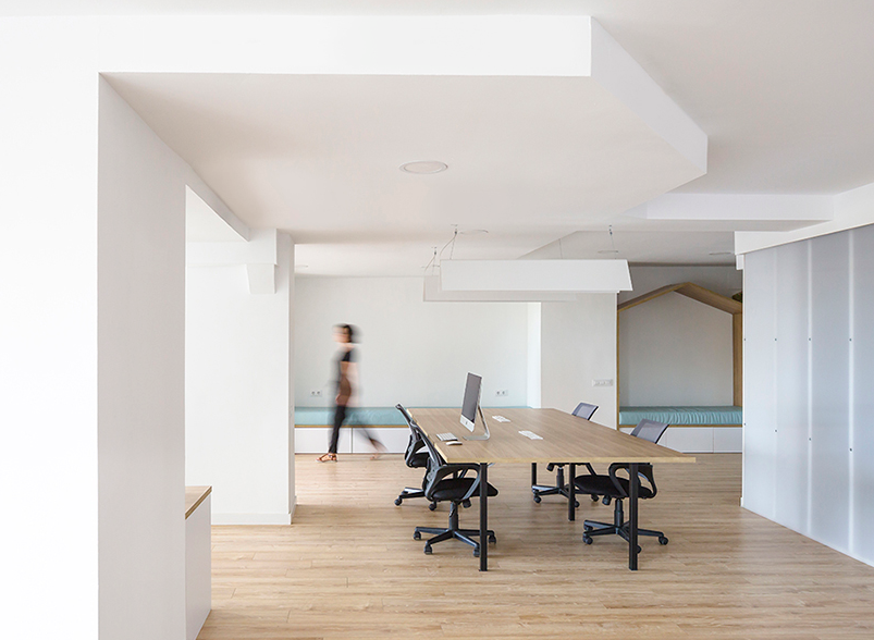 重慶辦公室裝修公司分享舒適、休息、娛樂的辦公室裝修效果圖